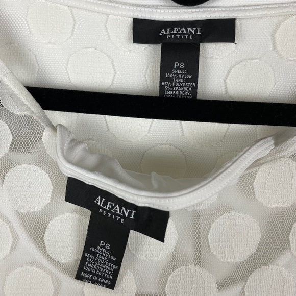 Alfani White Polka Dot Tab Sleeve Lace Floral Hem Top Size SP - Picture 6 of 8
